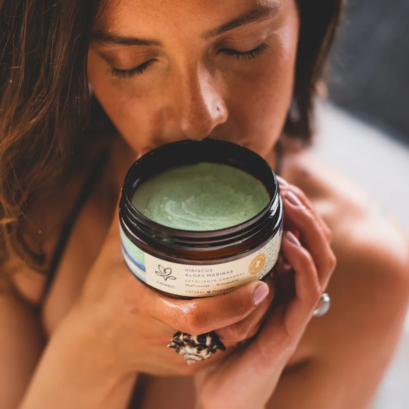 Newen Exfoliante Corporal Reafirmante